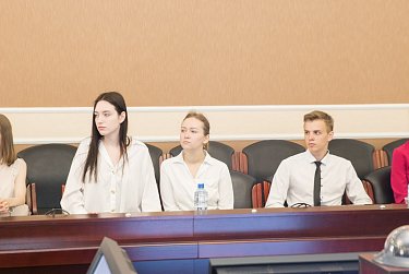 В гостях у парламента